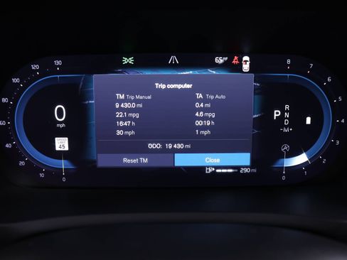 Certified 2024 Volvo XC90 B6 Ultimate w/ Protection Package Premier image 10