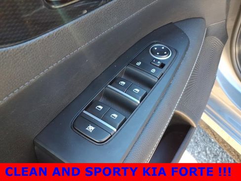 Used 2023 Kia Forte GT-Line w/ GT-Line Premium Package image 15