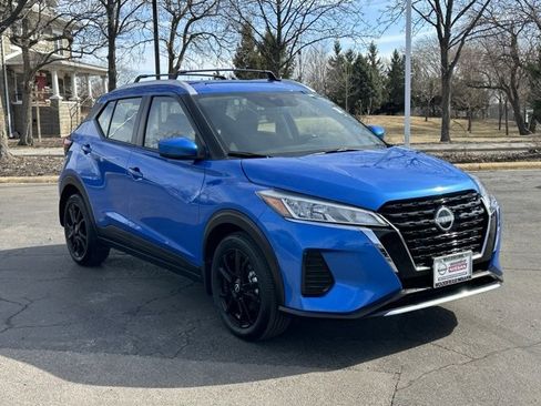 Certified 2024 Nissan Kicks SV w/ Interior Electronics Package image 3