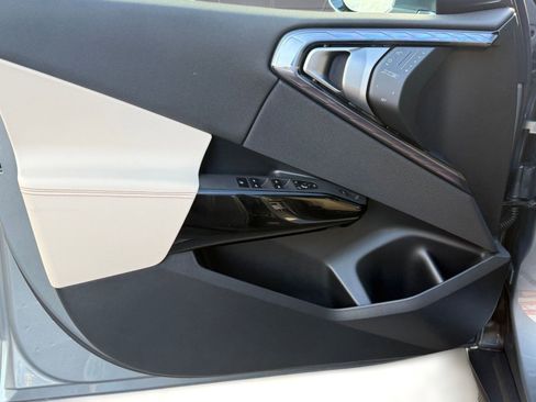 New 2026 BMW X3 xDrive30 w/ Premium Package image 11