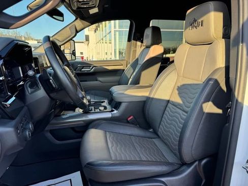 Certified 2024 Chevrolet Silverado 1500 ZR2 w/ ZR2 Bison Edition image 11