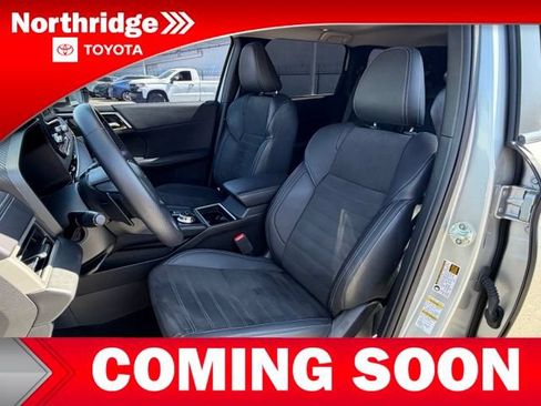 Used 2024 Mitsubishi Outlander SE AWD/4WD image 6