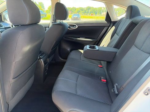 Used 2018 Nissan Sentra SR Turbo w/ SR Midnight Edition Package FWD image 27