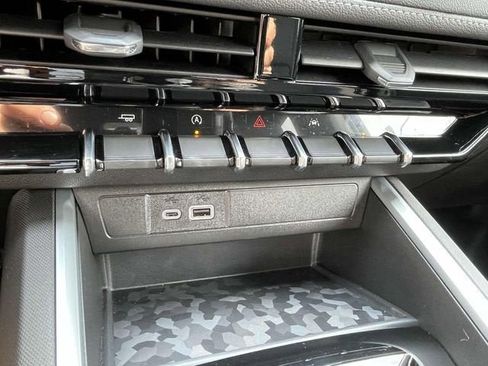 New 2026 Chevrolet Colorado LT image 16