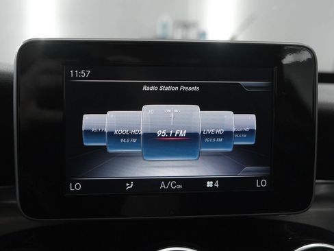 Used 2018 Mercedes-Benz C 300 Sedan image 30