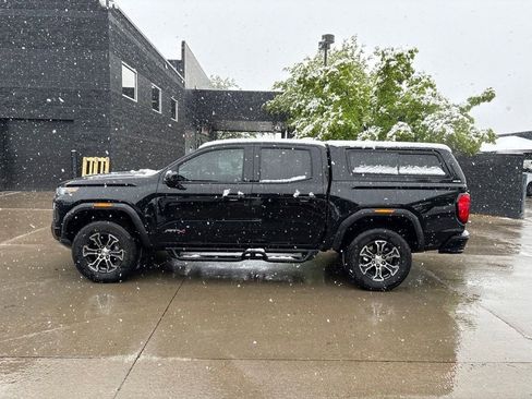 Used 2023 GMC Canyon AT4 w/ AT4 Premium Package AWD/4WD image 2