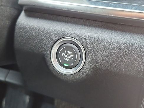 Used 2025 GMC Terrain Elevation image 17