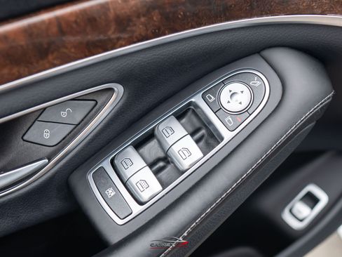 Used 2019 Mercedes-Benz S 63 AMG S 4MATIC Sedan image 42