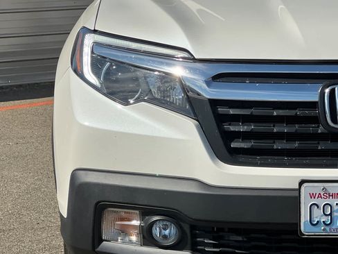 Used 2017 Honda Ridgeline RTL-T image 16