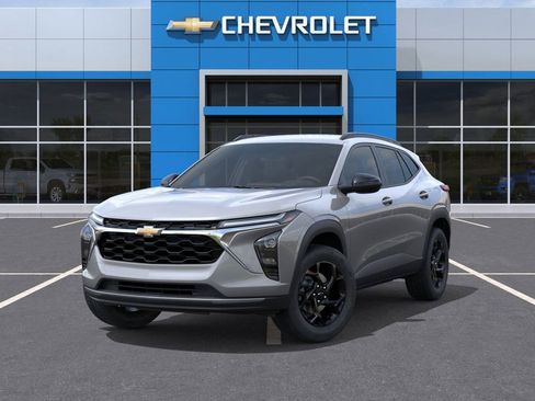 New 2026 Chevrolet Trax LT w/ Midnight Edition image 7