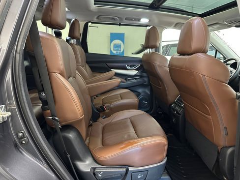 Used 2019 Subaru Ascent Touring w/ Popular Package #2A image 36