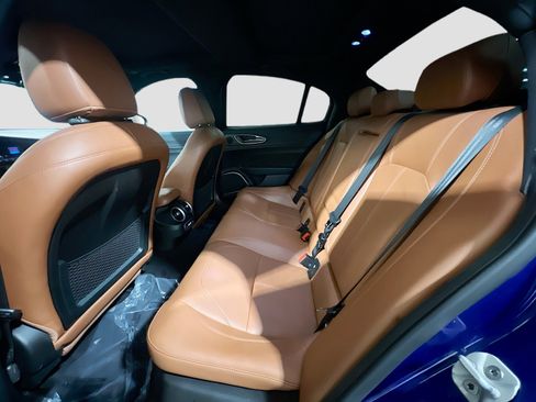 Used 2022 Alfa Romeo Giulia Ti image 18