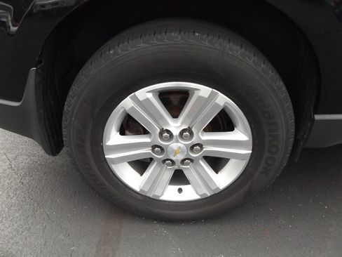 Used 2014 Chevrolet Traverse LT FWD image 34