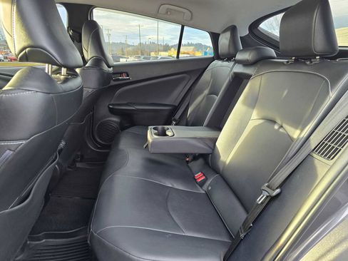 Used 2021 Toyota Prius Prime XLE image 21