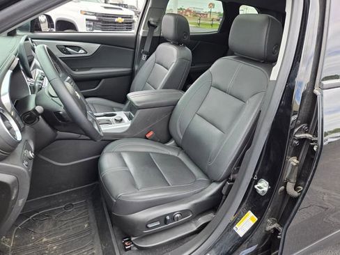 Used 2024 Chevrolet Blazer LT w/ Midnight/Sport Edition FWD image 9