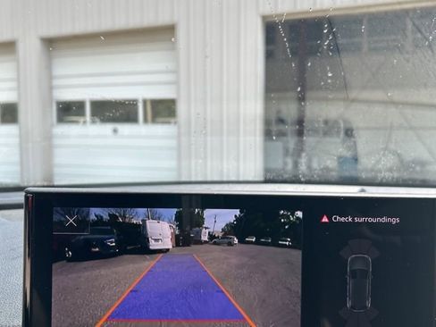 Used 2025 Audi Q5 2.0T Premium image 11