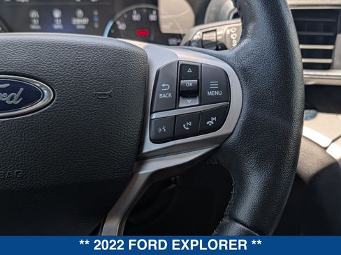 Certified 2022 Ford Explorer XLT w/ Equipment Group 202A RWD image 27