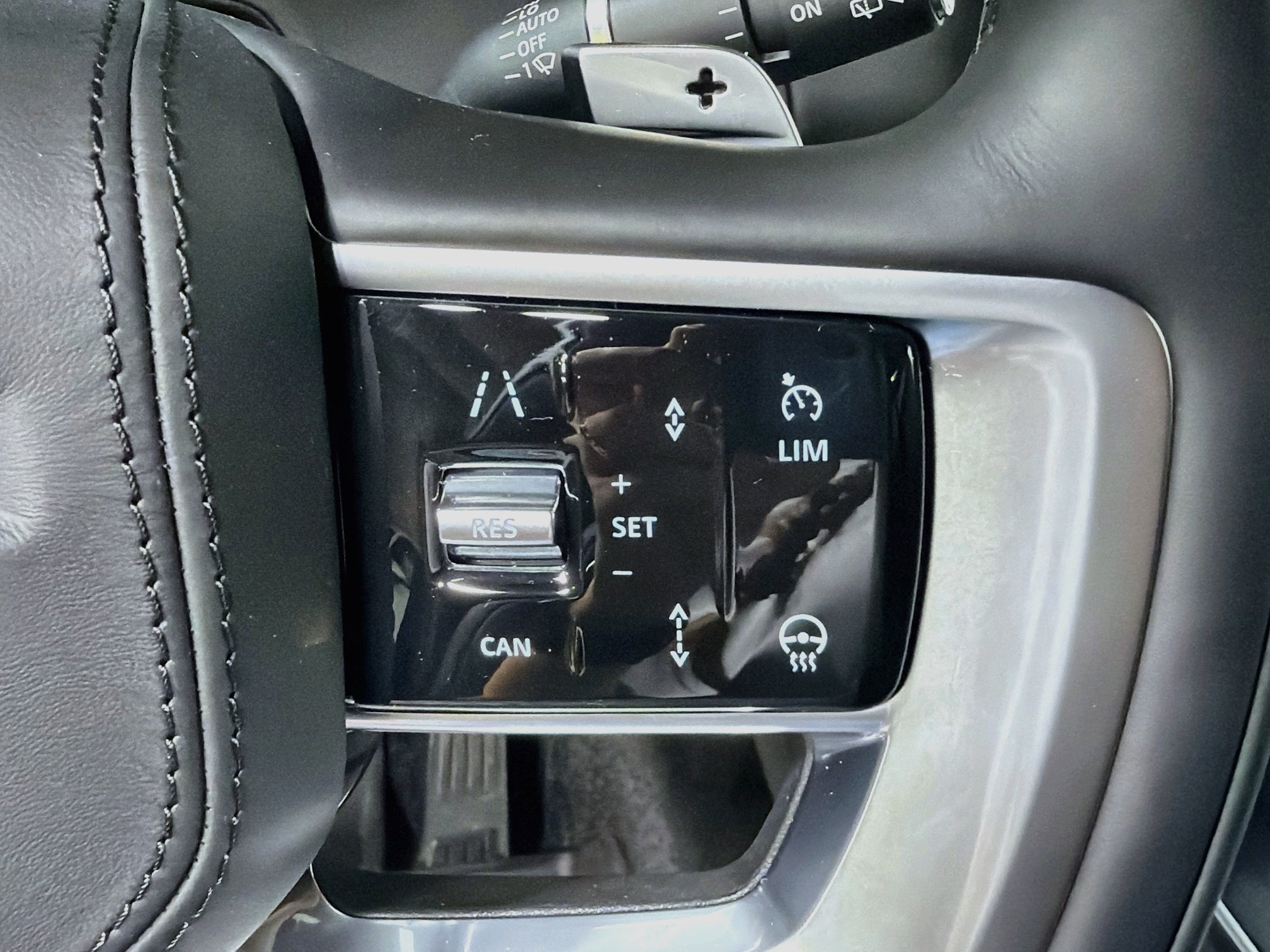 New 2027 Land Rover Range Rover SE AWD/4WD image 39