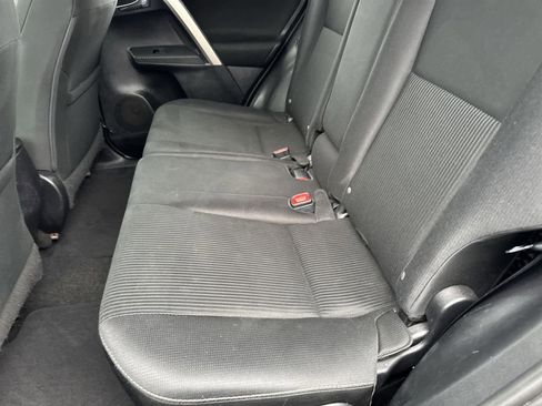 Used 2014 Toyota RAV4 XLE image 14