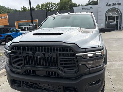 Used 2025 RAM 2500 Rebel w/ Rebel Level 2 Equipment Group AWD/4WD image 8