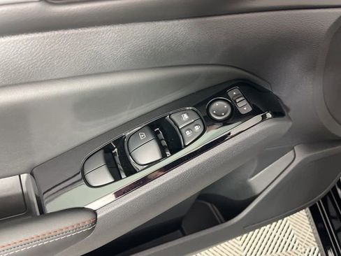 New 2025 Nissan Altima 2.5 SR w/ SR Premium Package image 33