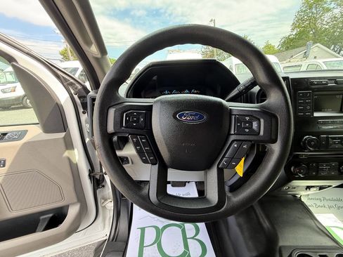 Used 2015 Ford F150 XL w/ Equipment Group 101A Mid AWD/4WD image 17
