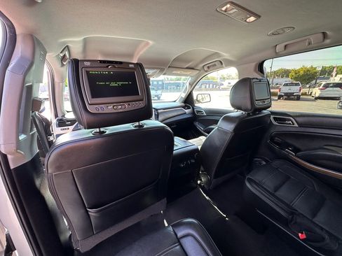 Used 2020 GMC Yukon XL Denali RWD image 18