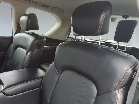 Used 2019 Nissan Armada Platinum w/ Captain's Chairs Package RWD image 13