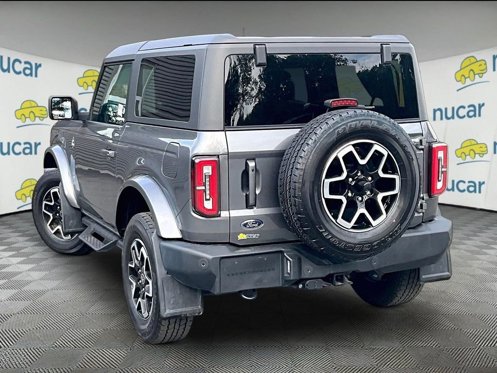 Used 2023 Ford Bronco Outer Banks AWD/4WD image 2