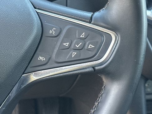 Used 2024 Chevrolet Equinox LT AWD/4WD image 25