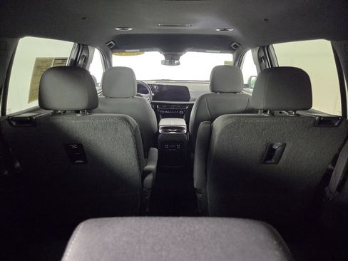 Used 2024 Chevrolet Traverse LT AWD/4WD image 31