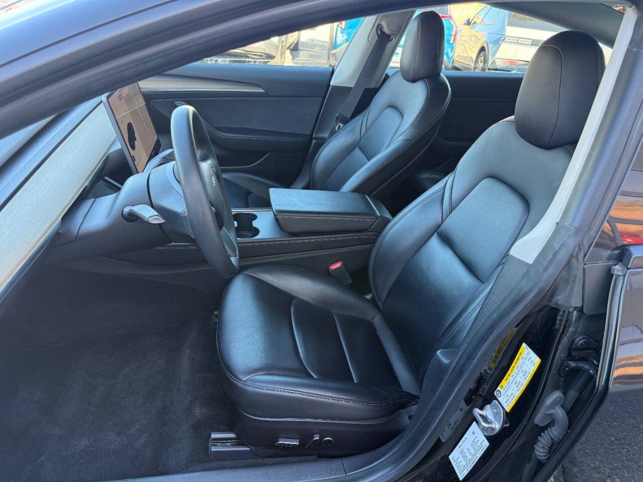 Used 2022 Tesla Model 3 Long Range AWD/4WD image 3