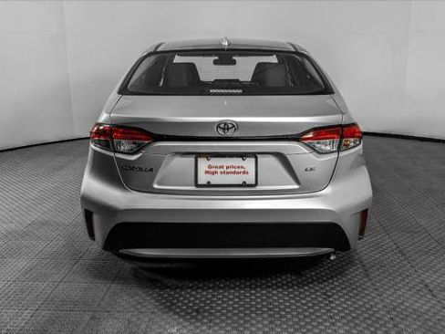 Used 2021 Toyota Corolla LE FWD image 7