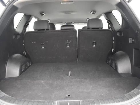 Used 2023 Hyundai Santa Fe SEL image 16