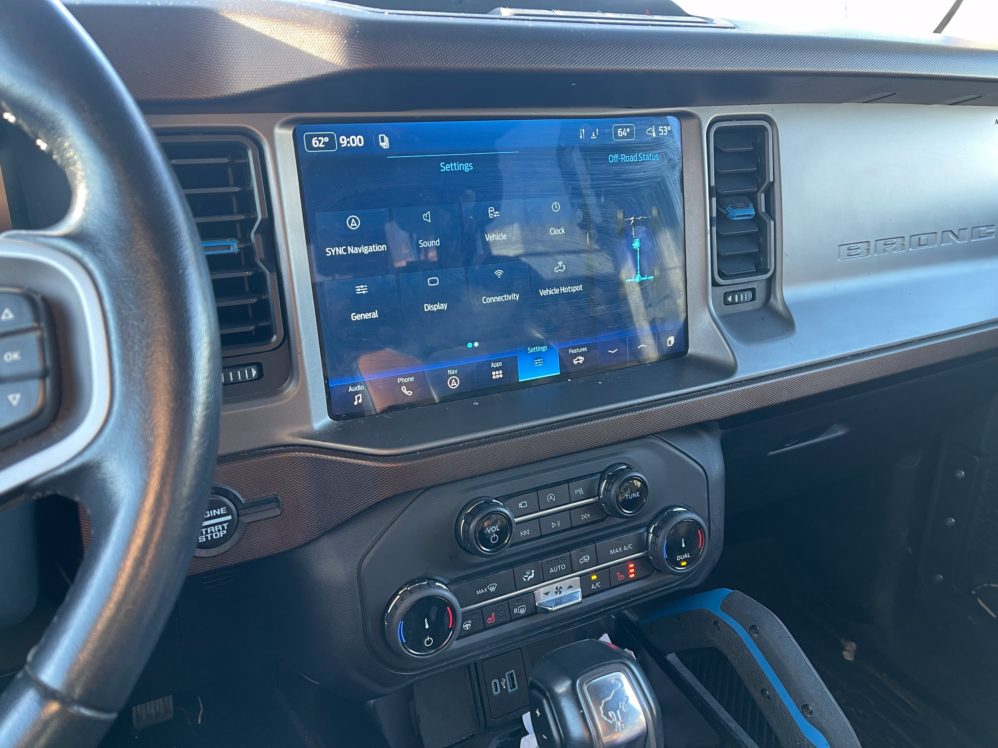 Used 2022 Ford Bronco Outer Banks AWD/4WD image 12