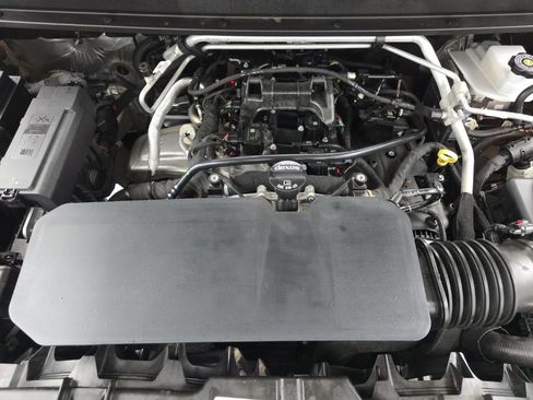 Used 2023 Chevrolet Colorado W/T w/ Safety Package image 19