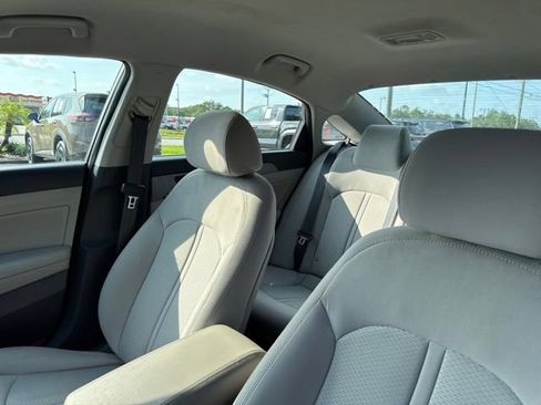 Used 2019 Hyundai Sonata SEL w/ Tech Package 02 FWD image 21