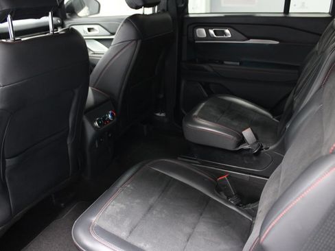 Used 2025 Ford Explorer ST AWD/4WD image 21