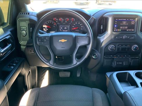 Used 2024 Chevrolet Silverado 1500 Custom image 5