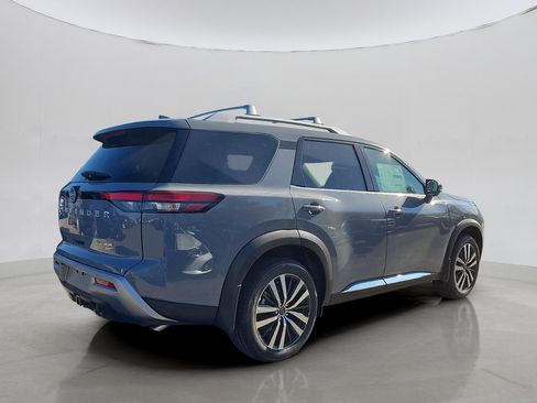 New 2025 Nissan Pathfinder Platinum w/ Cargo Package image 2