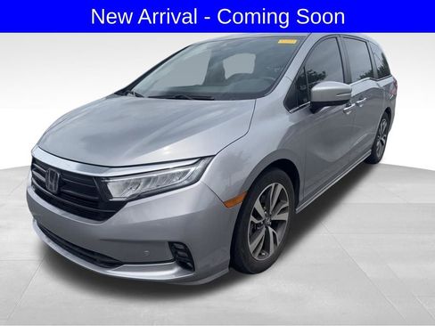 Used 2022 Honda Odyssey Touring image 2