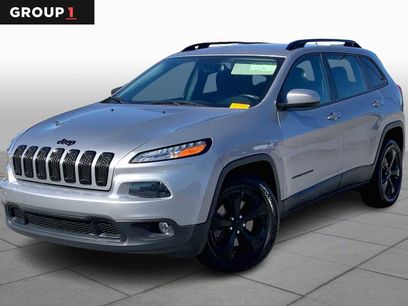 Used 2018 Jeep Cherokee Latitude w/ Altitude Package