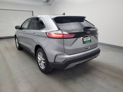 Used 2022 Ford Edge SEL w/ Convenience Package AWD/4WD image 5