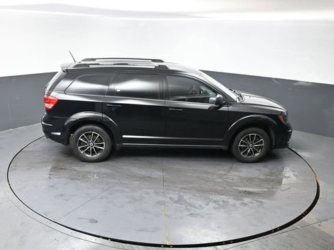 Used 2018 Dodge Journey SE w/ Connectivity Group image 12