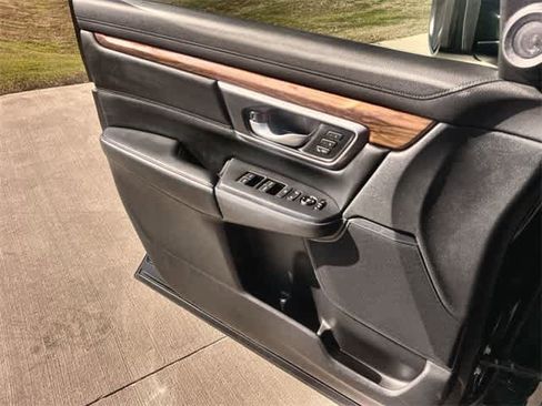 Certified 2019 Honda CR-V Touring image 30