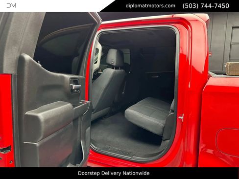 Used 2019 Chevrolet Silverado 1500 Custom Trail Boss w/ Custom Convenience Package image 17