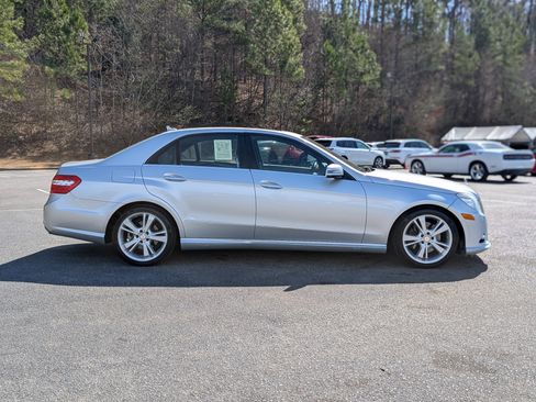 Used 2013 Mercedes-Benz E 350 Sedan image 10