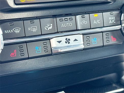 Used 2022 Ford F350 Platinum image 20