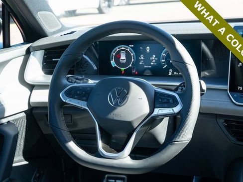 New 2026 Volkswagen Tiguan SE R-Line image 31