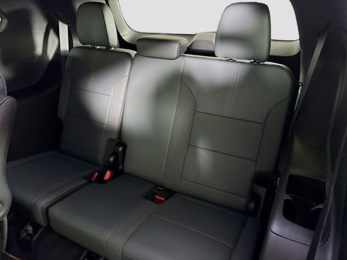 New 2026 GMC Acadia AT4 image 28